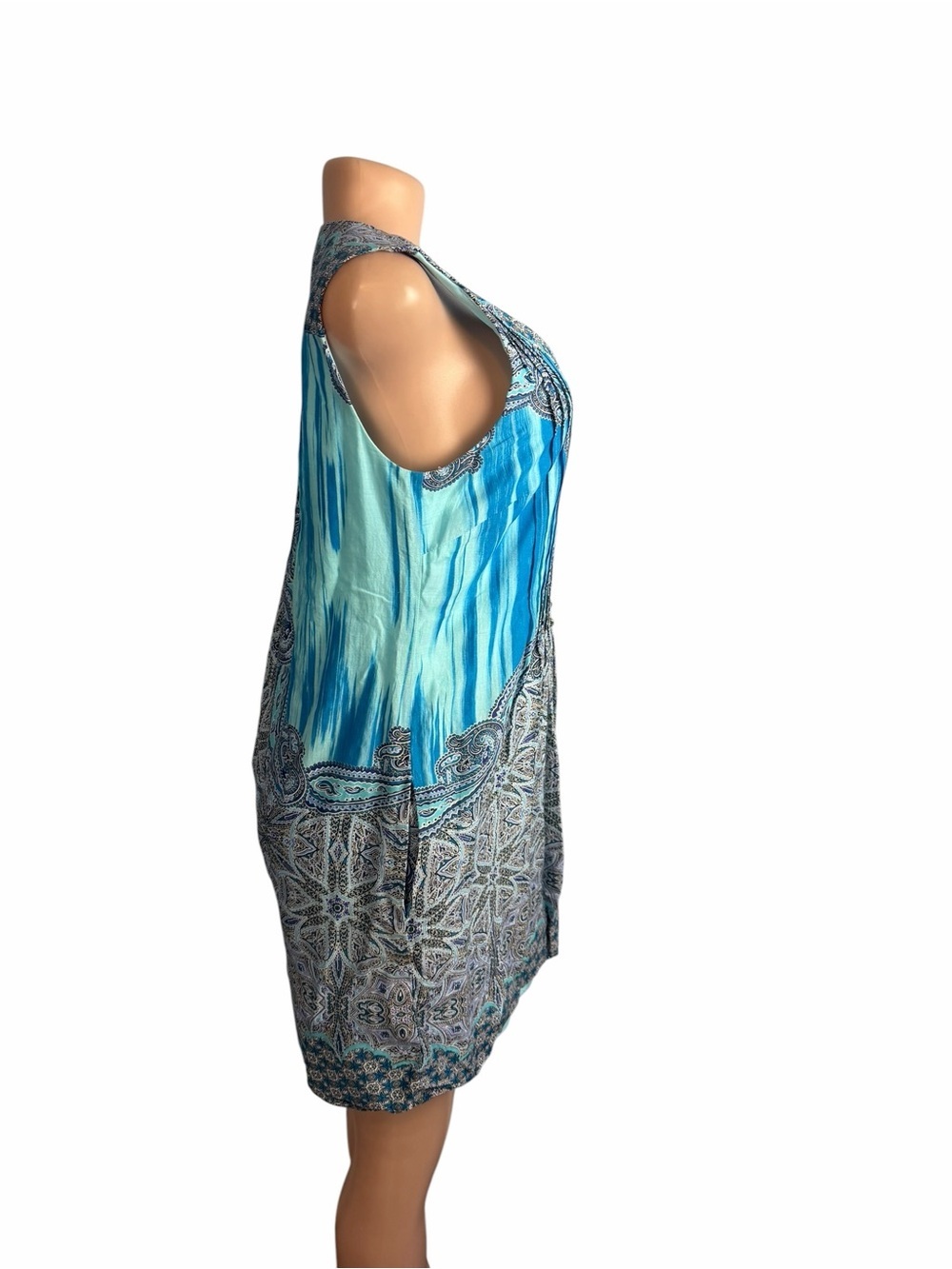 3/$30 ☀️ Rabbit Rabbit Rabbit Blue Geometric Sleeveless Dress - Picture 3 of 9